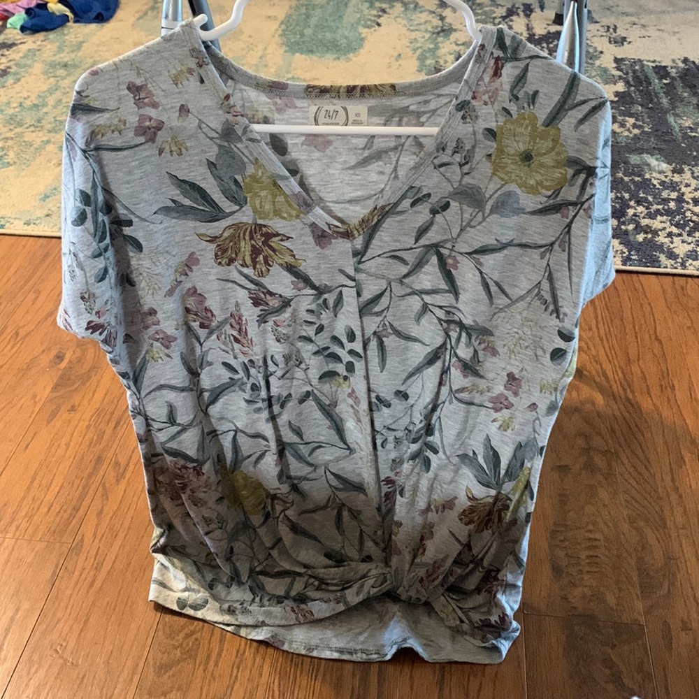 Short sleeve tshirt